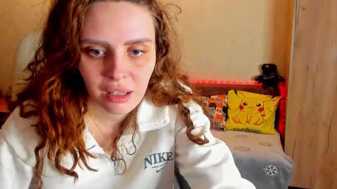 Snapshot of gloria_wood chatting on 01.21.25 Gloria Wood online show from 01.21.25