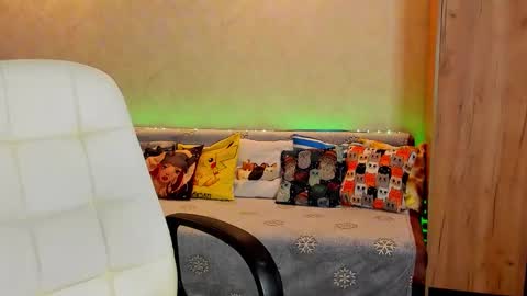 Snapshot of gloria_wood chatting on 02.07.25 Gloria Wood online show from 02.07.25