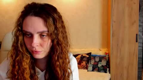 Snapshot of gloria_wood chatting on 02.14.25 Gloria Wood online show from 02.14.25