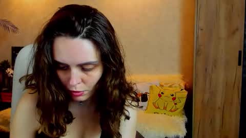 Snapshot of gloria_wood chatting on 09.08.25 Gloria Wood online show from 09.08.25