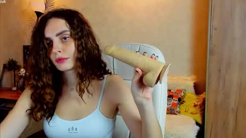 Snapshot of gloria_wood chatting on 11.09.25 Gloria Wood online show from 11.09.25