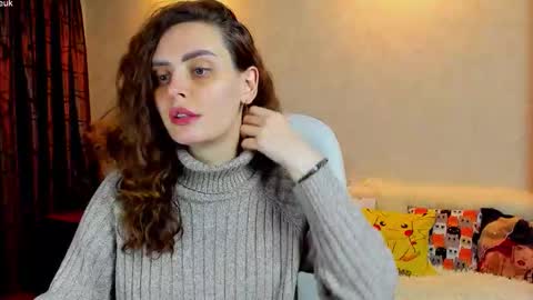 Snapshot of gloria_wood chatting on 11.23.25 Gloria Wood online show from 11.23.25