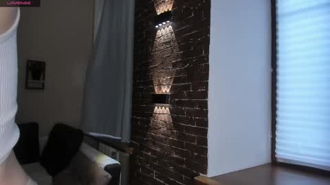 Ann Eliz and Gigi online show from 02.18.26