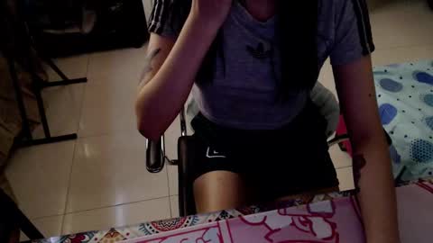 Snapshot of glowingecho chatting on 12.22.24 glowingecho online show from 12.22.24