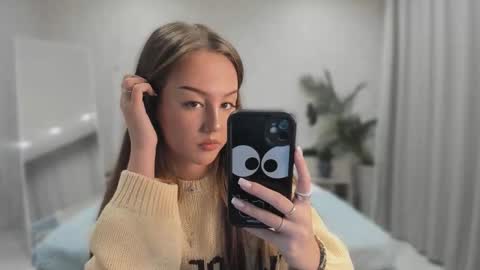 Lina online show from 10.27.25