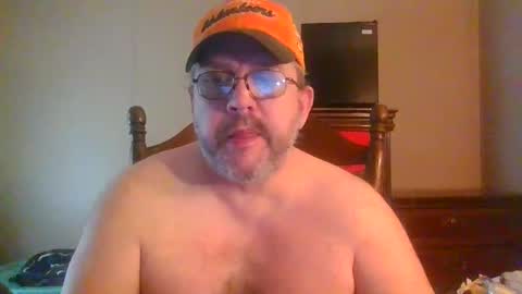 Snapshot of gobey33 chatting on 06.04.26 IDKIDCIDGAF online show from 06.04.26