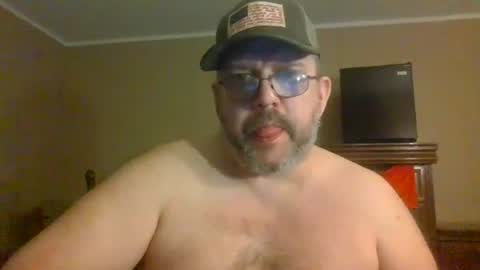 Snapshot of gobey33 chatting on 07.05.26 IDKIDCIDGAF online show from 07.05.26