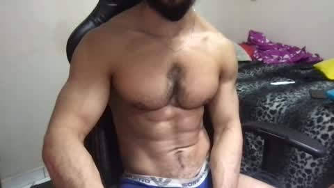 Snapshot of god_hunkules chatting on 02.06.25 god hunkules online show from 02.06.25