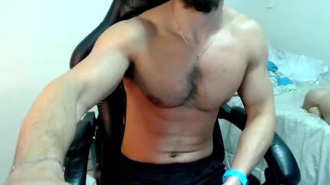 Snapshot of god_hunkules chatting on 10.23.25 god hunkules online show from 10.23.25