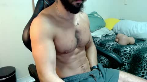 Snapshot of god_hunkules chatting on 11.09.25 god hunkules online show from 11.09.25