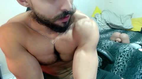 Snapshot of god_hunkules chatting on 12.15.25 god hunkules online show from 12.15.25