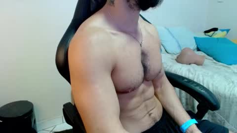 Snapshot of god_hunkules chatting on 02.18.26 god hunkules online show from 02.18.26