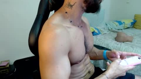 Snapshot of god_hunkules chatting on 02.26.26 god hunkules online show from 02.26.26