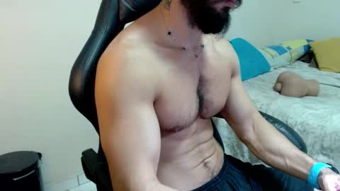 Snapshot of god_hunkules chatting on 03.02.26 god hunkules online show from 03.02.26