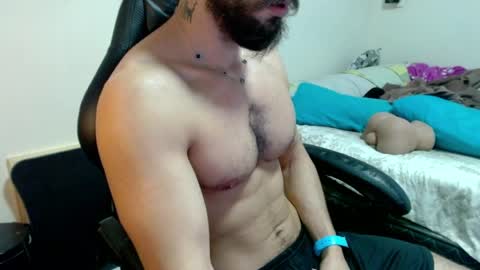 Snapshot of god_hunkules chatting on 03.31.26 god hunkules online show from 03.31.26