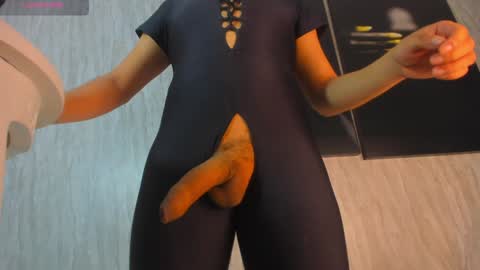 Snapshot of goddes_valery chatting on 12.26.24 Valery online show from 12.26.24