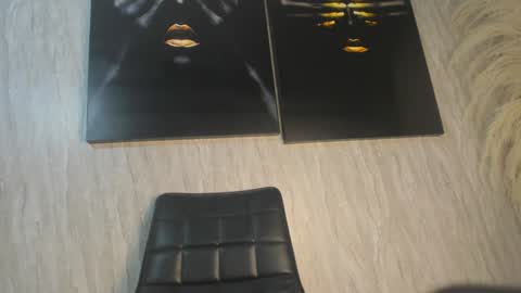 Snapshot of goddes_valery chatting on 01.19.25 Valery online show from 01.19.25