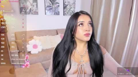 Snapshot of goddess8love chatting on 11.27.25 goddess8love online show from 11.27.25