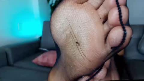 Snapshot of goddess_annabel_ chatting on 02.24.25 anna online show from 02.24.25