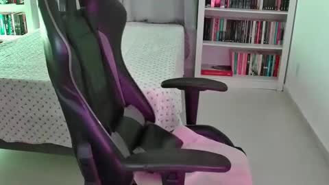 Fauna online show from 11.05.25