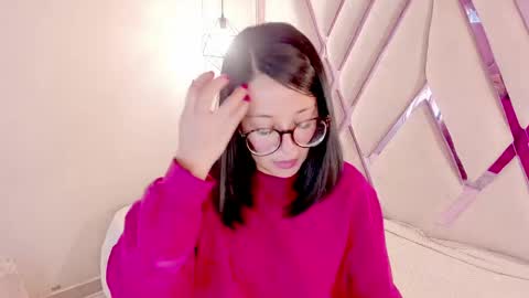 Snapshot of goddess_martina chatting on 05.20.26 M A R T I N A online show from 05.20.26