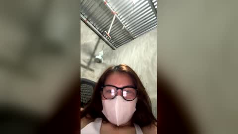 Snapshot of goddess_nyle chatting on 06.04.26 goddess_nyle online show from 06.04.26