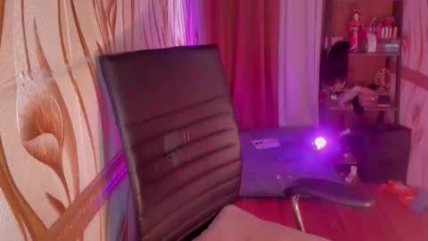 Barbie Brown online show from 10.18.25