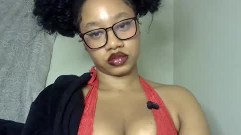 Snapshot of goddessdaisysky chatting on 11.22.25 Goddess Daisy Sky online show from 11.22.25