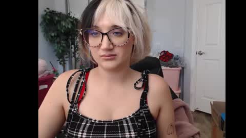 Goddess Emmy online show from 11.03.25