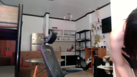 Eva online show from 02.21.25