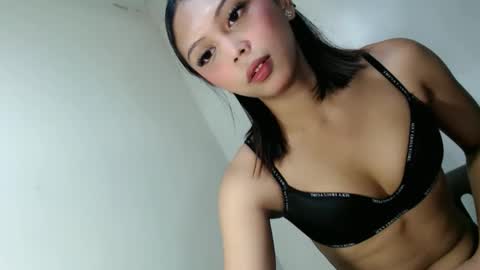 Snapshot of goddessofdesire_ chatting on 05.01.26 MISS LOVELY online show from 05.01.26