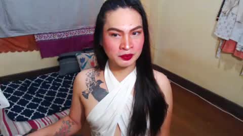 Snapshot of goddessoffertilityjane chatting on 01.07.25 QUEEN JANE online show from 01.07.25