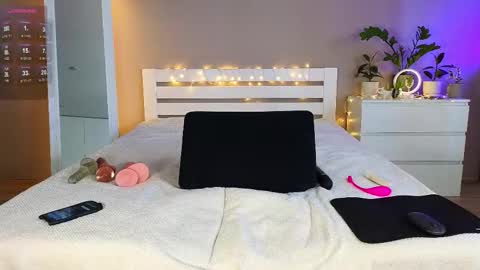 Snapshot of goddessstanya chatting on 02.20.25 Tatiana read my bio please i have new hot photo and video online show from 02.20.25