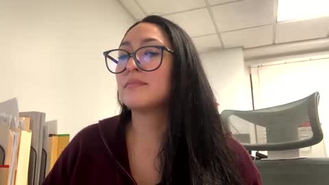 Snapshot of goddessxxrosexx chatting on 12.27.24 GoddessxxRosexx online show from 12.27.24