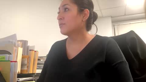 Snapshot of goddessxxrosexx chatting on 01.01.25 GoddessxxRosexx online show from 01.01.25