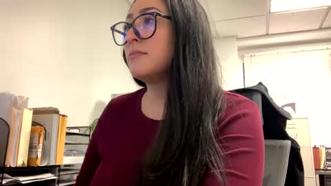 Snapshot of goddessxxrosexx chatting on 01.27.25 GoddessxxRosexx online show from 01.27.25