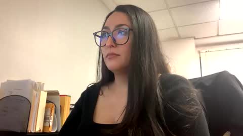 Snapshot of goddessxxrosexx chatting on 01.29.25 GoddessxxRosexx online show from 01.29.25