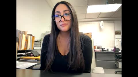 Snapshot of goddessxxrosexx chatting on 03.04.25 GoddessxxRosexx online show from 03.04.25