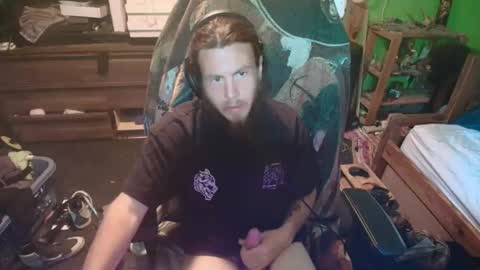 Snapshot of godmangod chatting on 04.06.26 jimmyjohnameson online show from 04.06.26