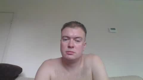 Snapshot of gogo12104 chatting on 10.28.25 jme online show from 10.28.25