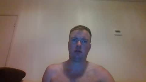 Snapshot of gogo12104 chatting on 10.29.25 jme online show from 10.29.25