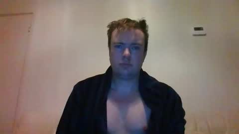 Snapshot of gogo12104 chatting on 12.18.25 jme online show from 12.18.25