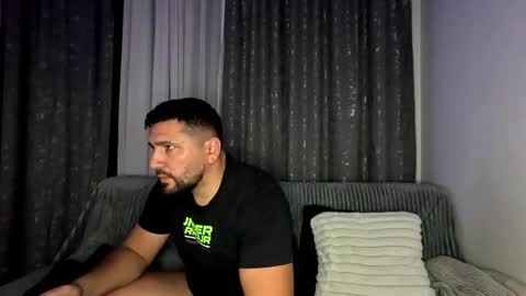 gold_alpha_boy online show from 10.18.25