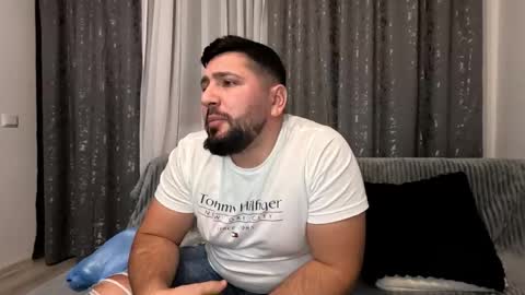 gold_alpha_boy online show from 11.19.25