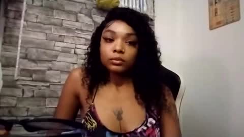 Snapshot of goldamethyst98 chatting on 10.04.25 Amethyst online show from 10.04.25