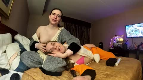 Goldberrys Fruits online show from 02.24.25