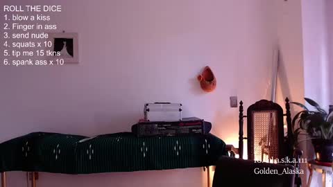 Snapshot of golden_alaska chatting on 12.17.24 Alaska online show from 12.17.24