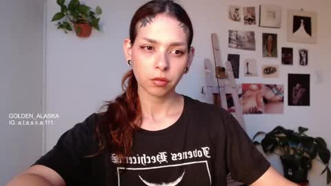 Snapshot of golden_alaska chatting on 09.12.25 Alaska online show from 09.12.25