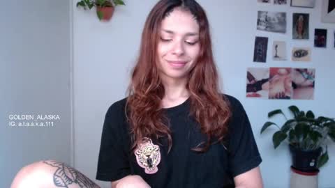 Snapshot of golden_alaska chatting on 09.27.25 Alaska online show from 09.27.25