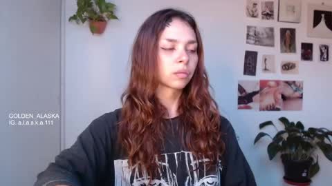 Snapshot of golden_alaska chatting on 09.28.25 Alaska online show from 09.28.25